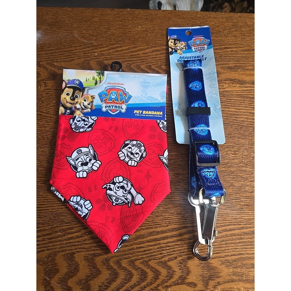 Paw Patrol Adjustable Dog Seat Belt & Bandana  (Brand New)‎